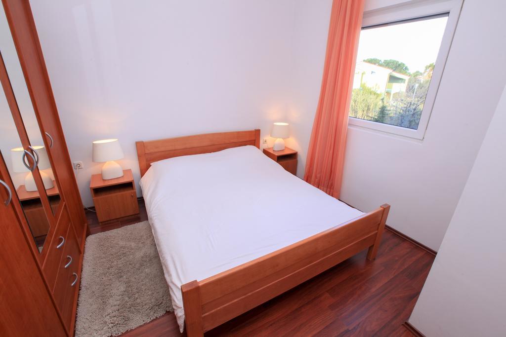 Apartments Miroslav ポヴリャナ エクステリア 写真