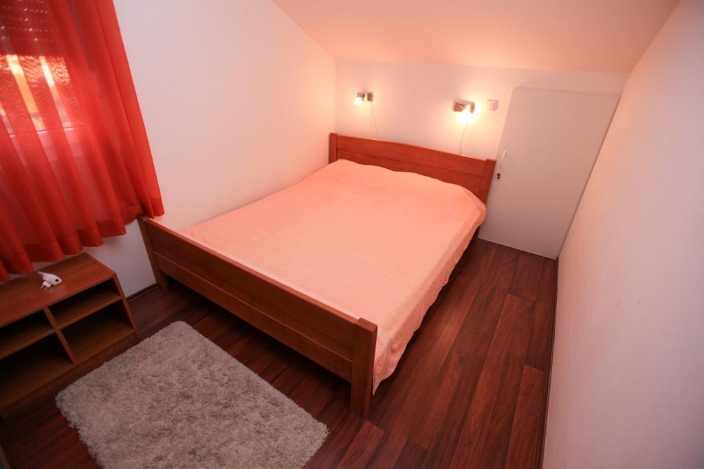 Apartments Miroslav ポヴリャナ エクステリア 写真