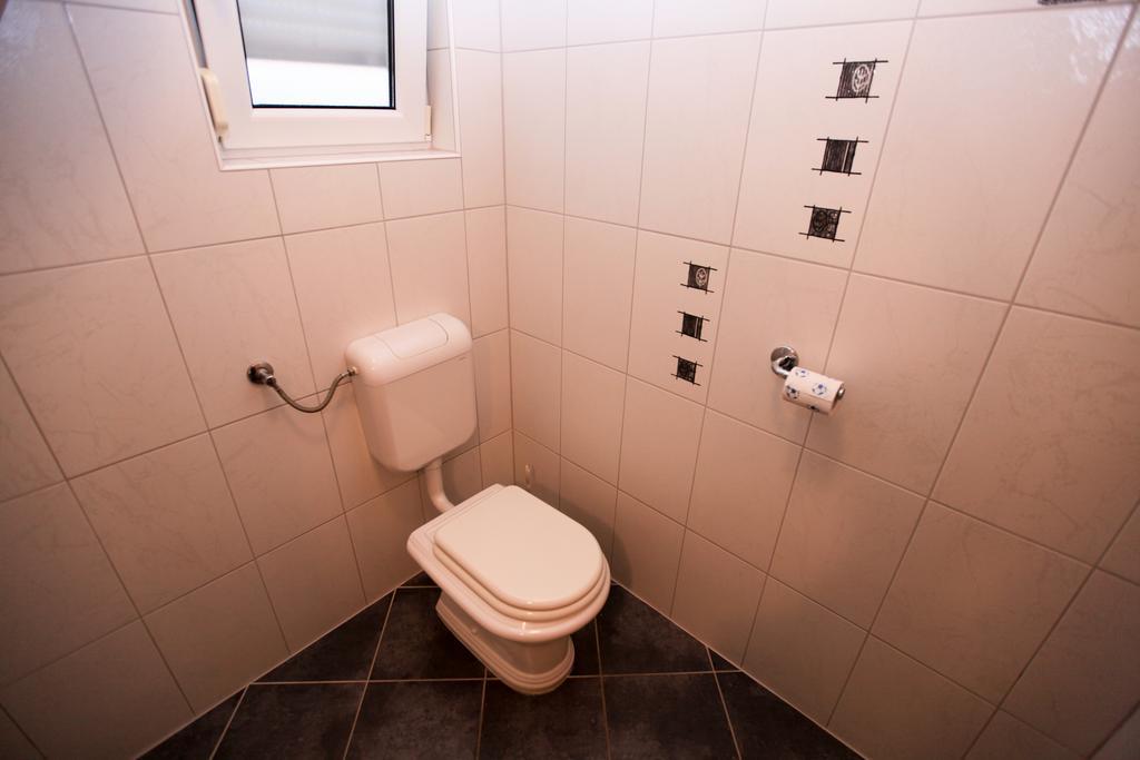 Apartments Miroslav ポヴリャナ エクステリア 写真