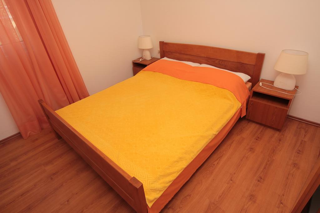 Apartments Miroslav ポヴリャナ エクステリア 写真